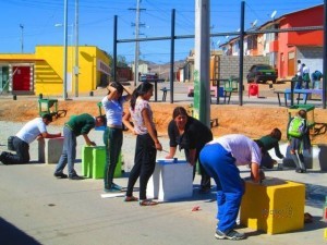 Vecinos continúan “enchulando” su entorno gracias a proyecto Quiero Mi Barrio en Vallenar