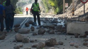 VECINOS SOLICITAN URGENTE ENMALLADO DE TALUDES PERIFÉRICOS EN VALLENAR