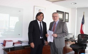 Alcalde Loyola solicitó a Ministro Pacheco subsidios en cobro de luz para habitantes de Huasco