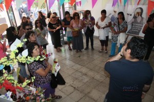 Centro de la Mujer realiza intervención para conmemorar a las mujeres en su día