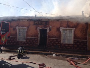 Incendio consume 50 de pub restaurant Nativo en Vallenar