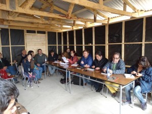 Trabajo en terreno con habitantes del sector costero de Freirina