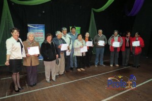 Entregan certificación del Fondo Nacional del Adulto Mayor en Vallenar