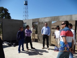 Gobierno fiscaliza avances en la construcción de viviendas a través de subsidios rurales en la comuna de Huasco