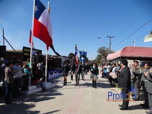 Homenaje a las Glorias Navales en Huasco Bajo