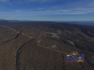 En el puerto Las Losas Huasco Autoridades regionales visitan desembarco de equipamiento de nuevo parque eólico