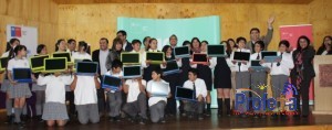 Más de 120 estudiantes de Alto Carmen y Freirina recibieron sus computadores del Programa “Me Conecto para Aprender”