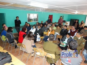 Comunidad de Los Tambos en trabajo en terreno con el gobierno provincial del Huasco